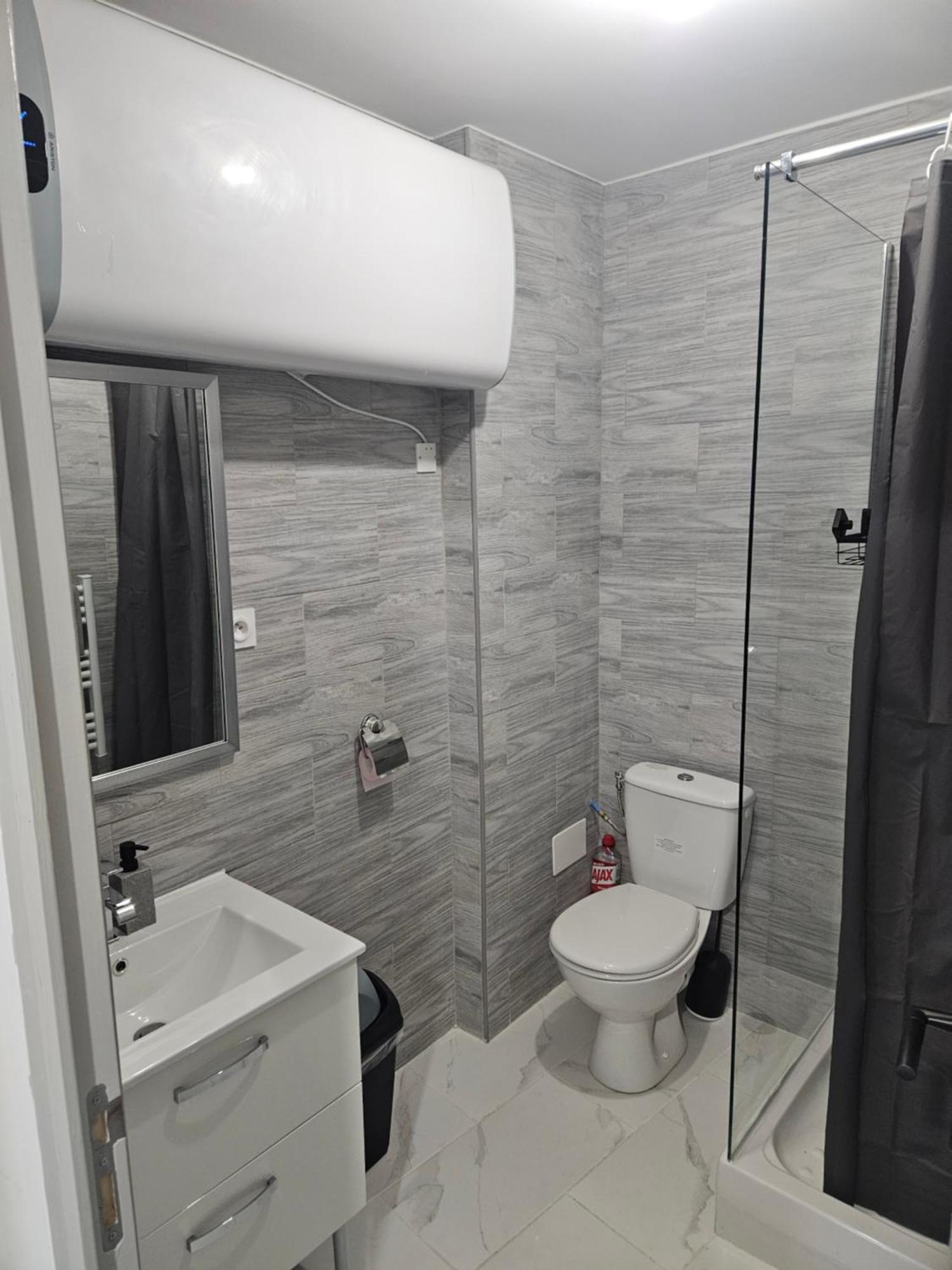דירות בזייה T2 Moderne, Calme Et Entierement Renove. מראה חיצוני תמונה